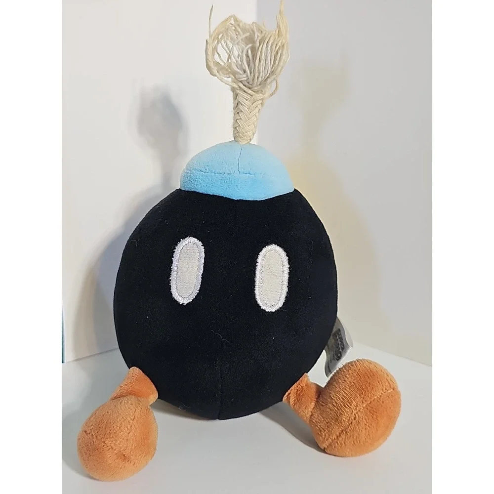 Super Mario Bros. Bob-omb‎ Black Plush Stuffed Toy w/ Yellow Wind-Up Key